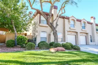 Photo #1: 2335614 Listing 