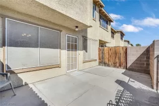 Photo #4: 2335632 Listing