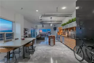 Photo #3: 2335636 Listing 