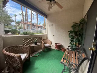 Photo #1: 2335643 Listing