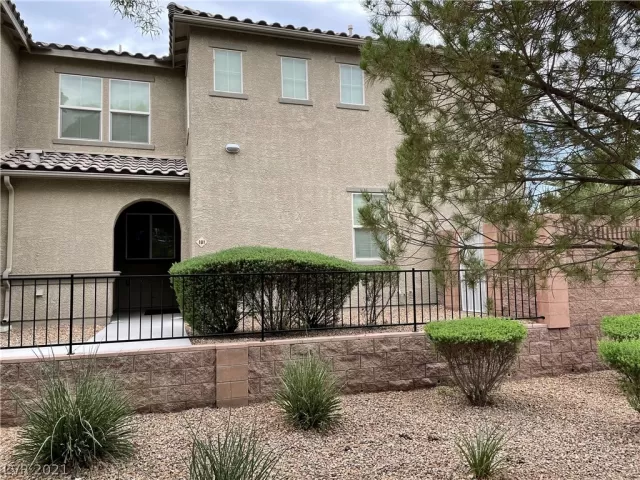 MLS: 2335648 Condo For Sale