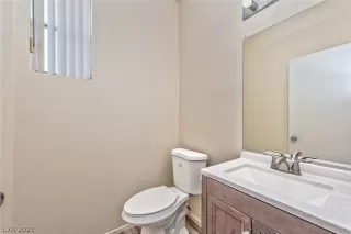 Photo #6: 2335739 Listing 