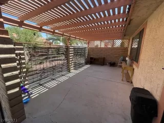 Photo #4: 2335741 Listing 