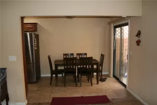 Photo #6: 2335741 Listing 