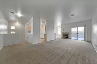 Photo #6: 2335762 Listing