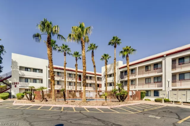 MLS: 2335766 Condo For Sale