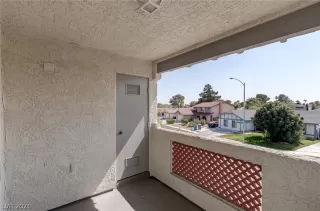 Photo #1: 2335805 Listing