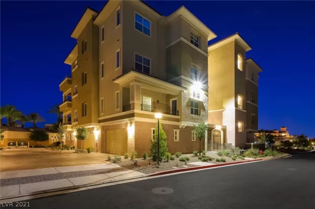 MLS: 2335811 Condo For Sale