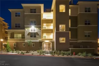 Photo #3: 2335811 Listing