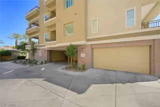 Photo #6: 2335811 Listing