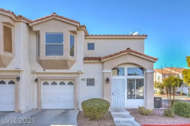 MLS: 2335822 Condo For Sale