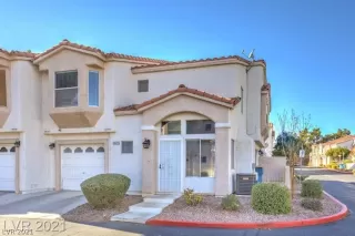 Photo #2: 2335822 Listing 