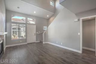 Photo #4: 2335822 Listing 