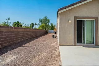 Photo #4: 2335844 Listing 