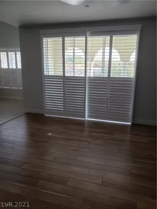 Photo #6: 2335856 Listing 