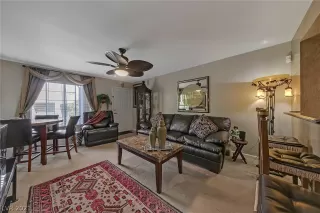 Photo #5: 2335865 Listing