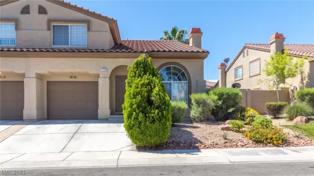 MLS: 2335880 Condo For Sale