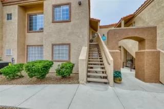 Photo #1: 2335921 Listing