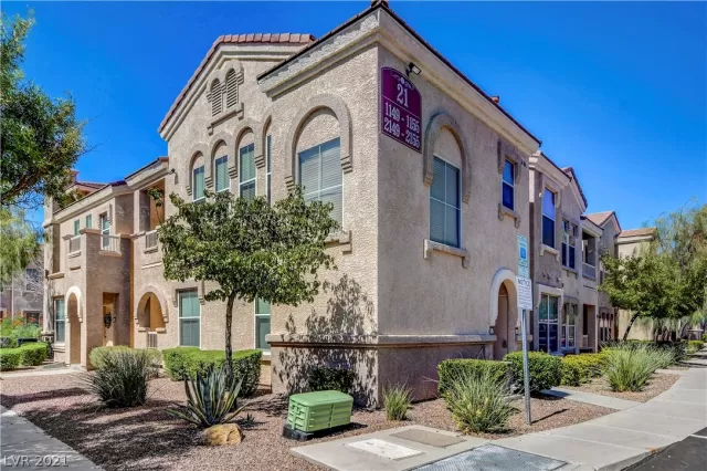 MLS: 2335930 Condo For Sale