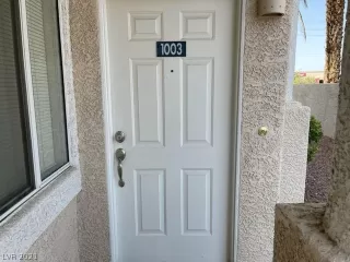 Photo #1: 2335940 Listing