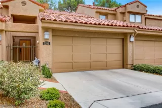 Photo #3: 2336018 Listing 