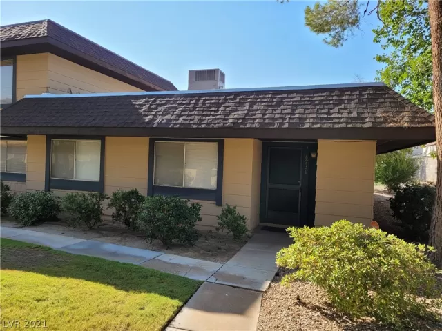 MLS: 2336033 Condo For Sale