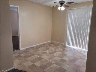 Photo #4: 2336033 Listing 