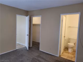 Photo #5: 2336033 Listing 