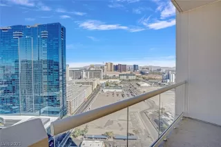 Photo #6: 2336039 Listing 