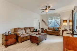 Photo #4: 2336065 Listing 