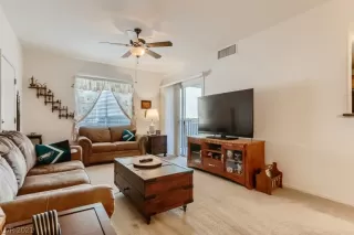 Photo #5: 2336065 Listing 