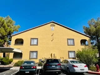 Photo #4: 2336082 Listing