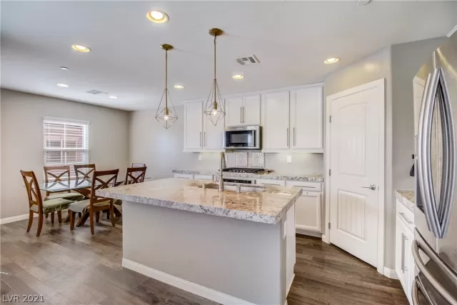 MLS: 2336090 Condo For Sale