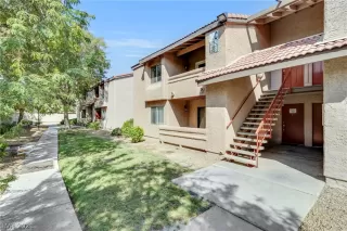 Photo #1: 2336098 Listing 