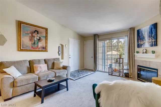 MLS: 2336187 Condo For Sale