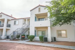 Photo #2: 2336200 Listing