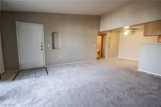 Photo #6: 2336200 Listing