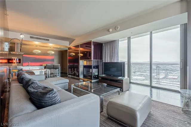 MLS: 2336248 Condo For Sale