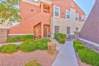 Photo #1: 2336261 Listing