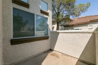 Photo #4: 2336283 Listing