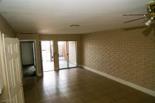 Photo #4: 2336335 Listing 