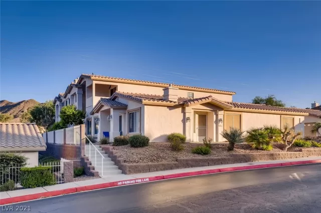 MLS: 2336347 Condo For Sale