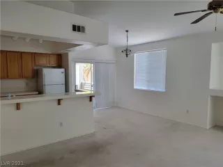 Photo #1: 2336357 Listing 