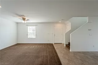 Photo #2: 2336365 Listing 