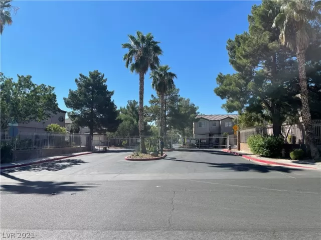 MLS: 2336393 Condo For Sale