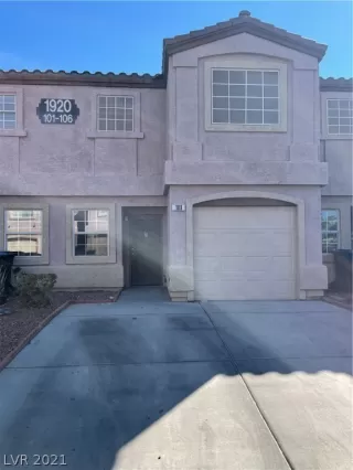 Photo #2: 2336393 Listing 