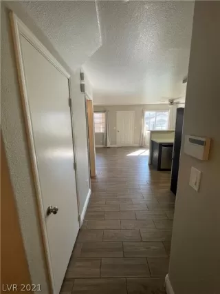 Photo #5: 2336393 Listing 