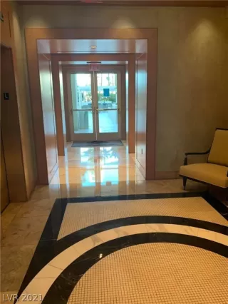 Photo #5: 2336449 Listing 