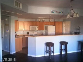 Photo #4: 2336454 Listing 