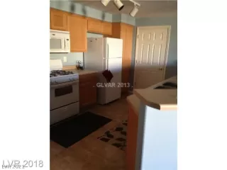 Photo #5: 2336454 Listing 